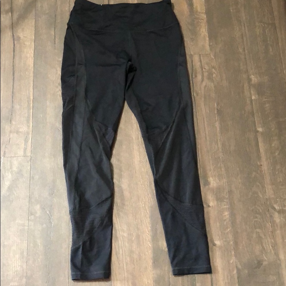 Victoria Sport moisture wicking tights